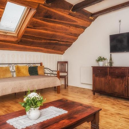 Tri Mudraca Inn Karanac Dış mekan fotoğraf